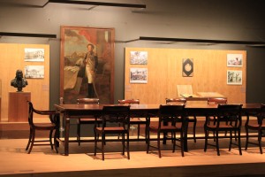 A exposição apresenta peças de acervo do Museu Imperial/Ibram