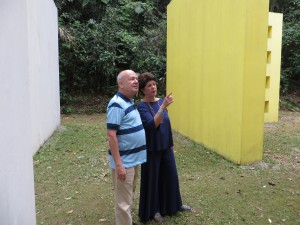 O presidente do Ibram, Angelo Oswaldo, fez o circuito de instalações permanentes do Museu do Açude, acompanhado por Vera Alencar, no dia 28