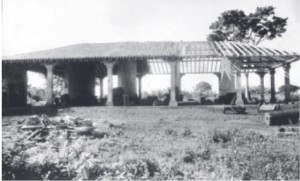 Colocação das telhas no Museu das Missões (1939-40)/Arquivo Iphan